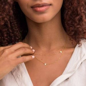 Gold Star layering necklace